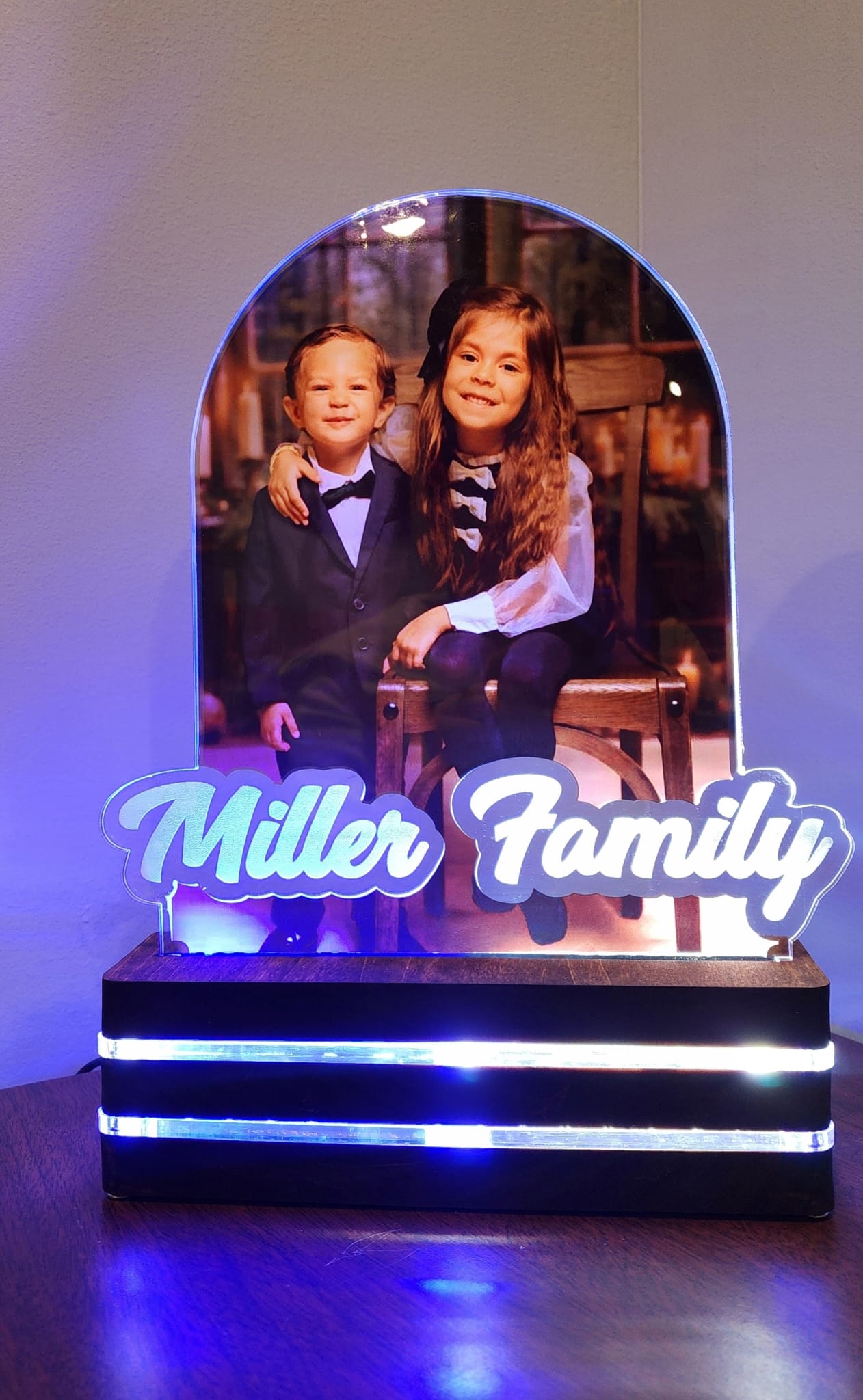 Wood-Acrylic full color 6mm screen customizable lamp for home and business