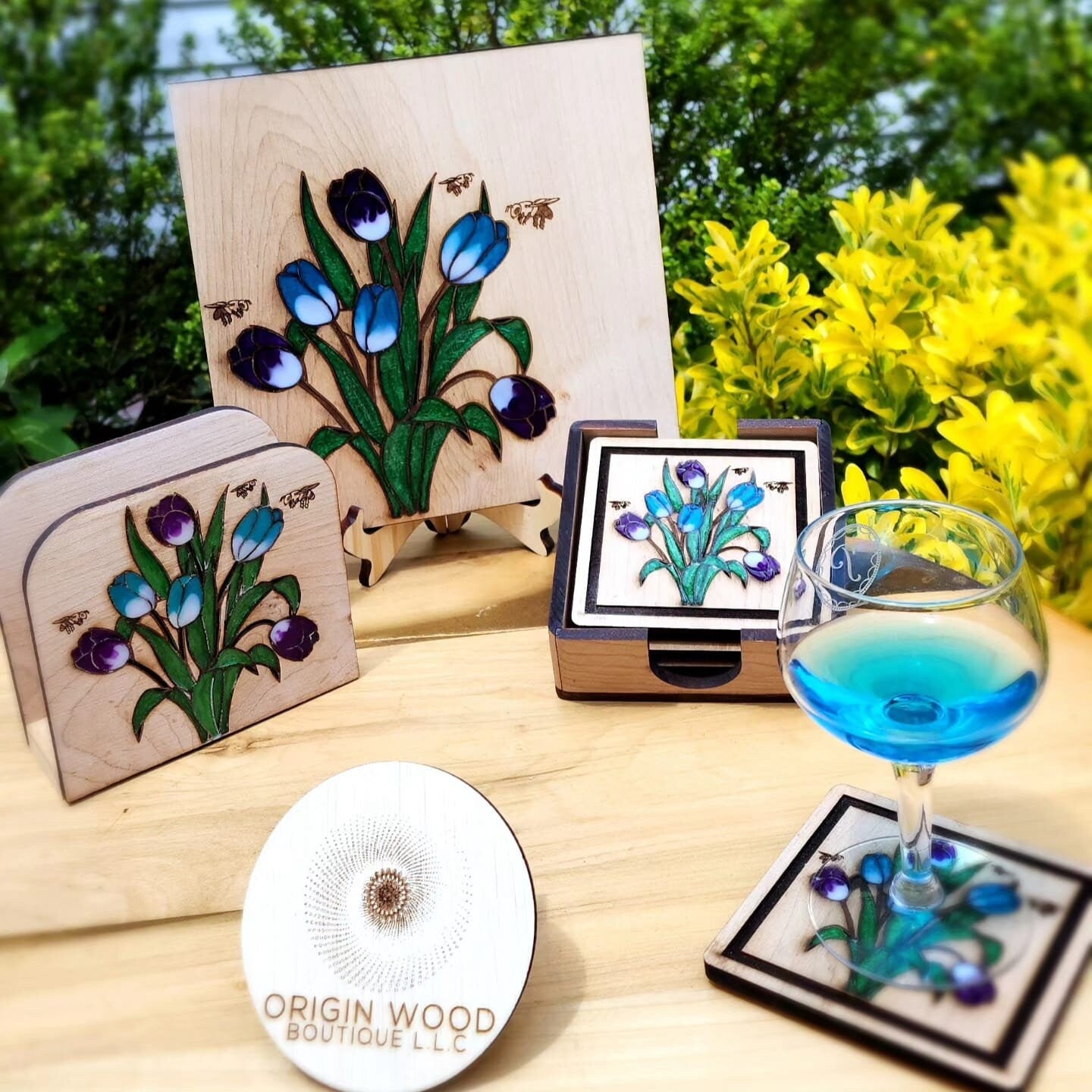 Wood And Resin Coaster, Tulip Coaster, Porta vasos , Coaster gift, Anniversary Gift, Wedding Gift , Occasion Gift, Resin, Wood Art .