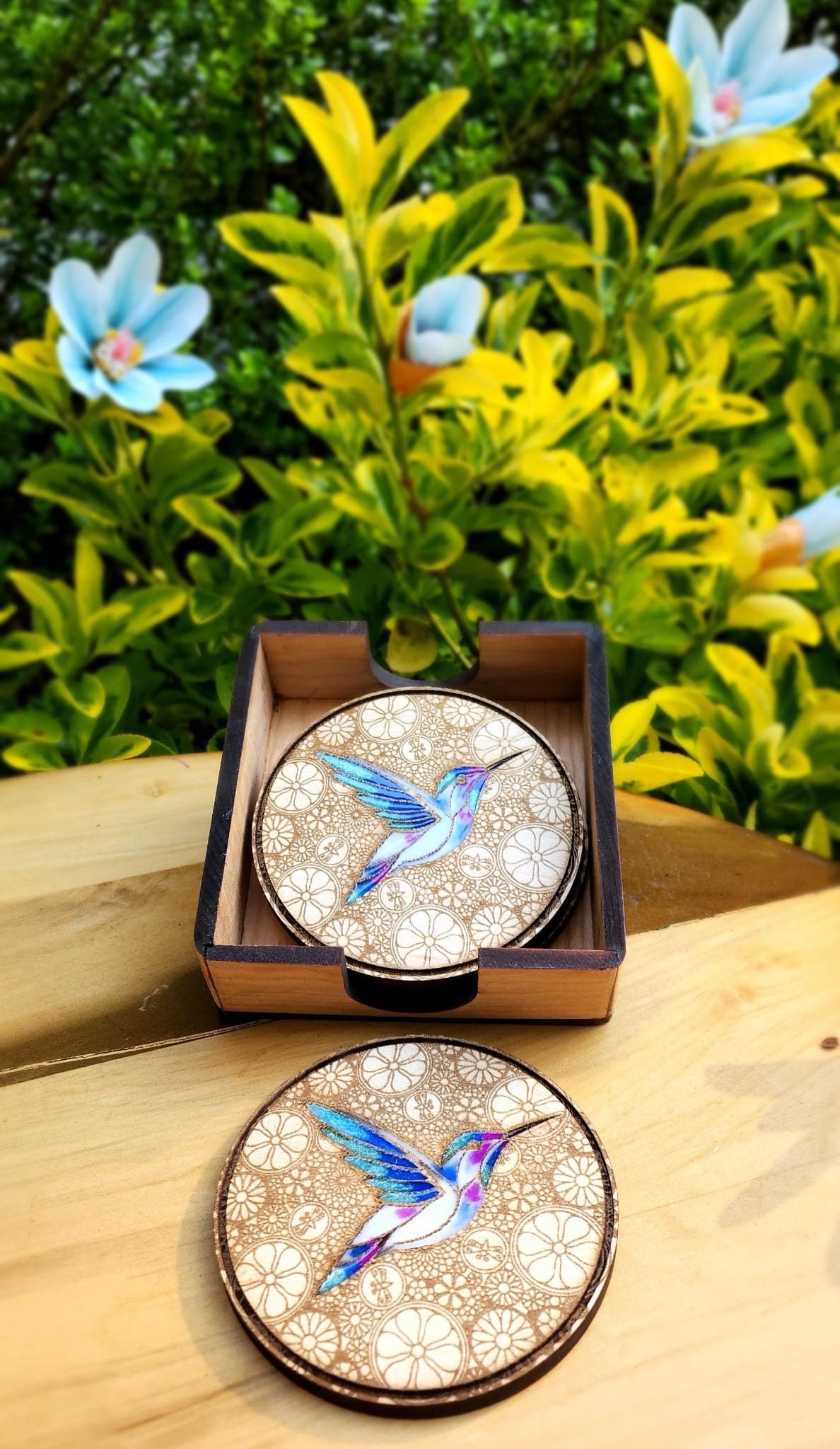 Wood And Resin Coaster, Hummingbird Coaster, Porta vasos , Coaster gift, Anniversary Gift, Wedding Gift , Occasion Gift, Resin, Wood Art .