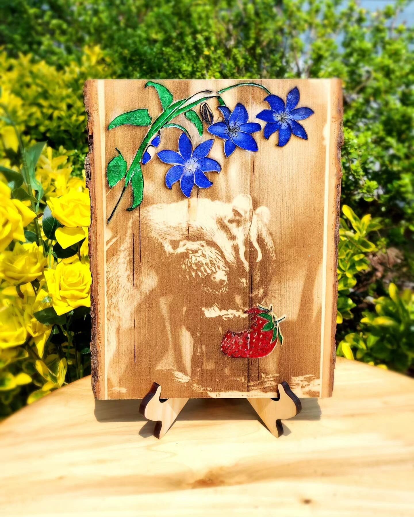 Live Edge Wood Art , Animal lovers, Anniversary Gift, Wedding Gift , Occasion Gift, Resin, Wood Art ,Home Décor