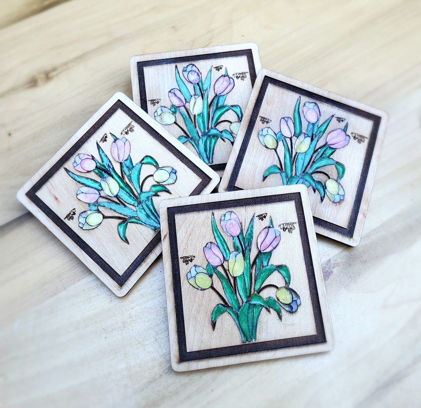 Wood And Resin Coaster, Tulip Coaster, Porta vasos , Coaster gift, Anniversary Gift, Wedding Gift , Occasion Gift, Resin, Wood Art .
